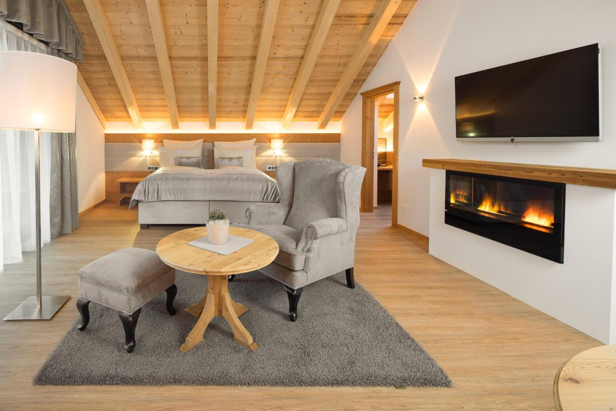 Savoy Dolomites Luxury & Selva di Val Gardena
